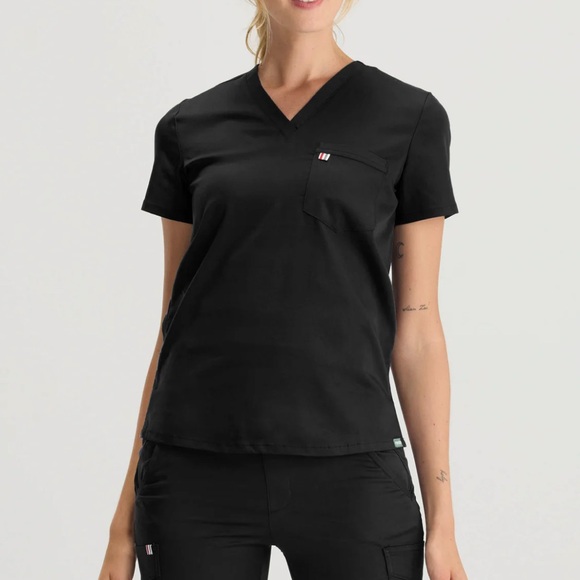 Mediclo Sal Women’s Scrub Top - Picture 1 of 4